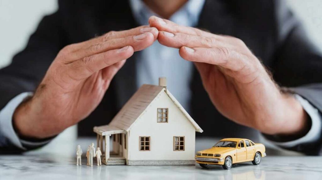 bankruptcy Florida home protection attorney meeting with homeowner